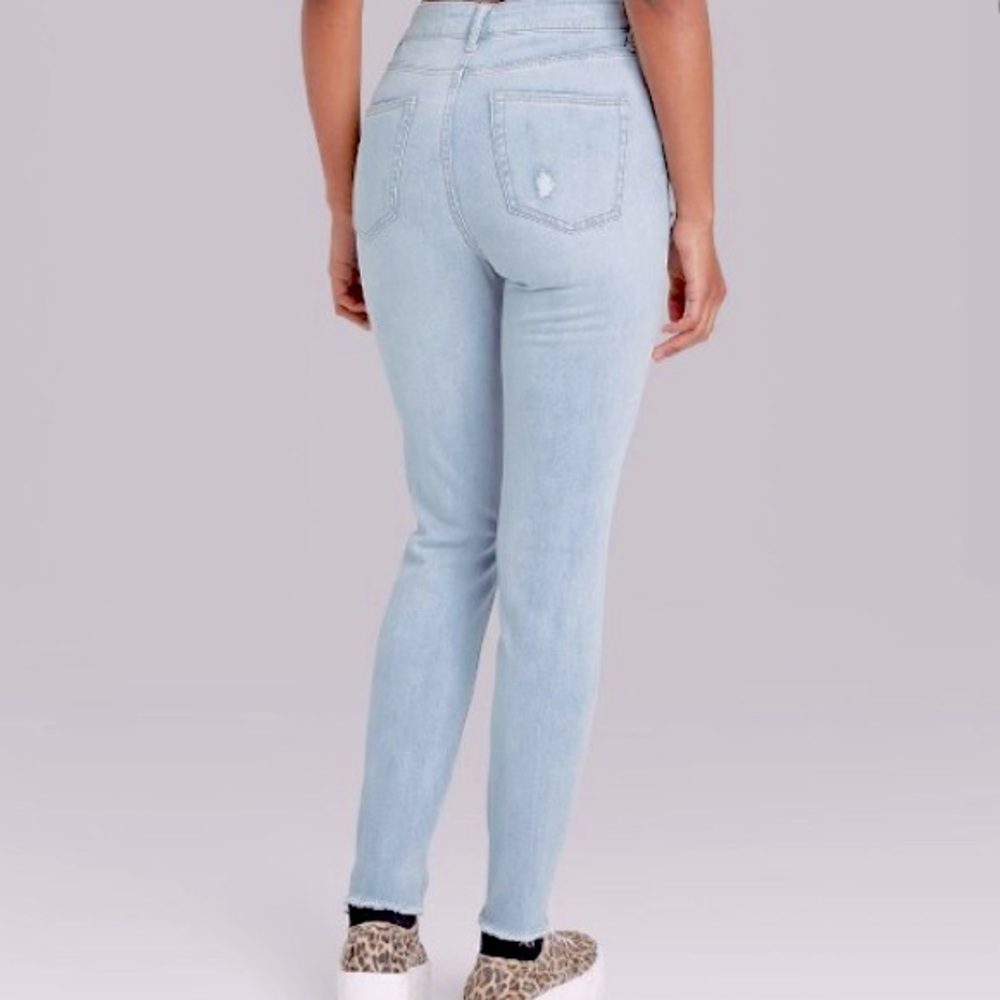 Women’s High Rise Distressed Jeans - Picture 2 of 3